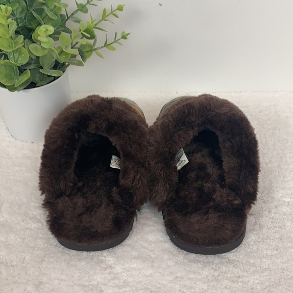 LAMO woman’s brown multi color pattern slippers size M (7 - see chart) - Picture 3 of 9
